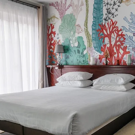 Hotel La Villefromoy 4*
